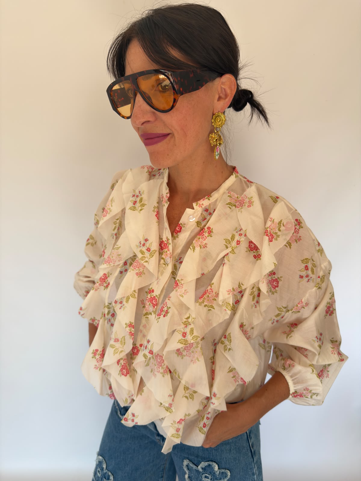 Camicia fiori con ruches