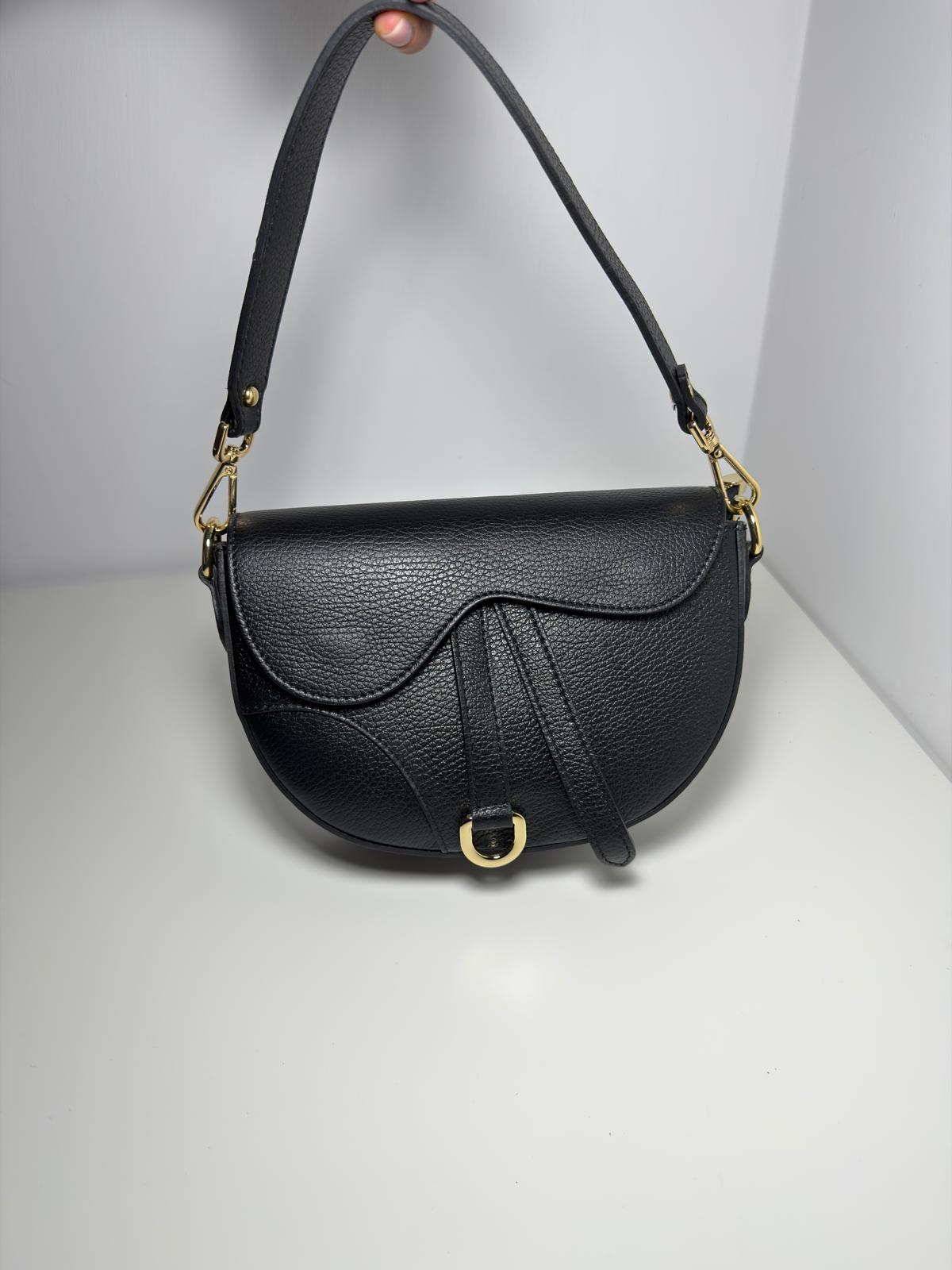 Borsa nera in pelle a tracolla