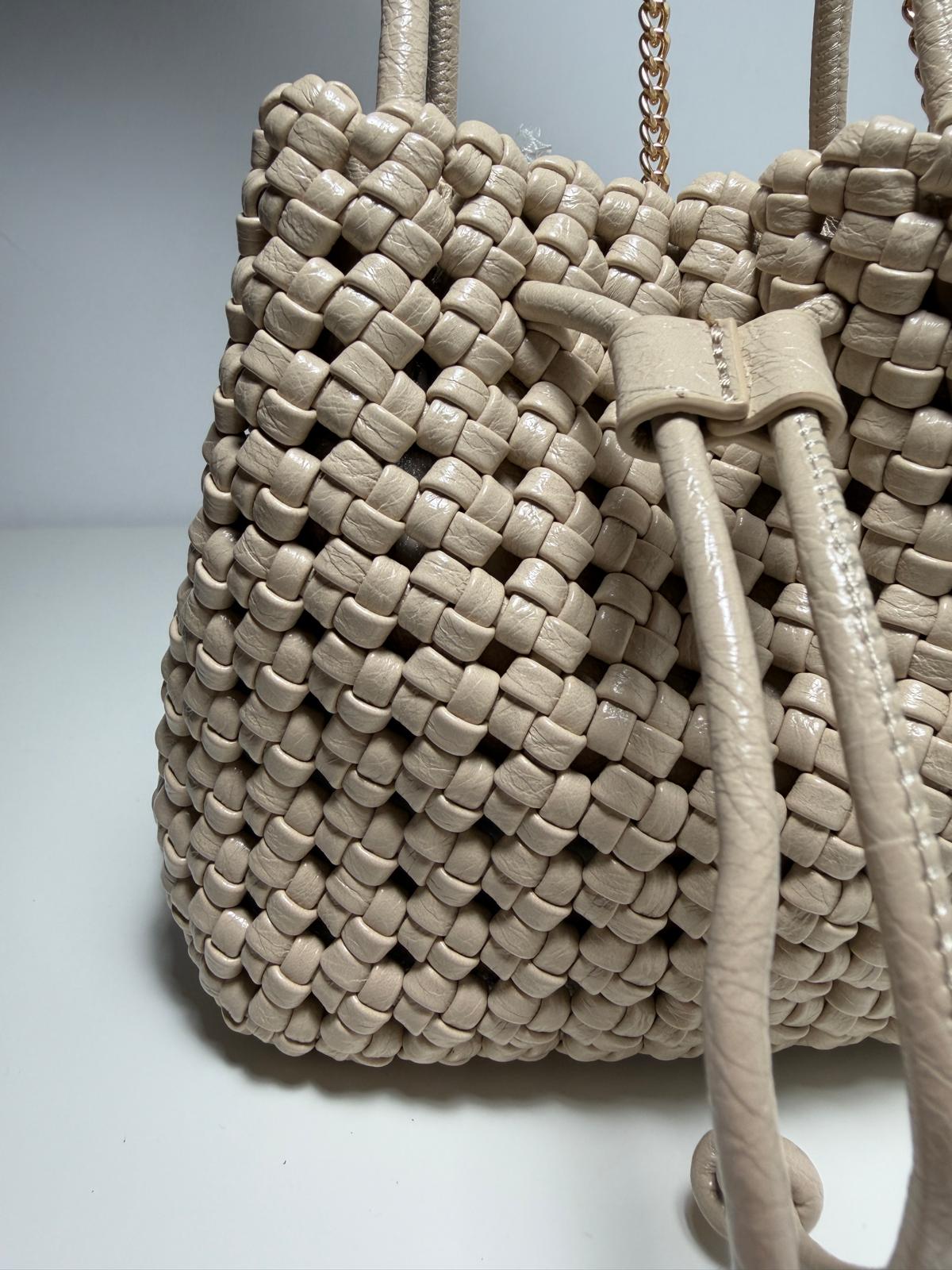 Borsa intrecciata