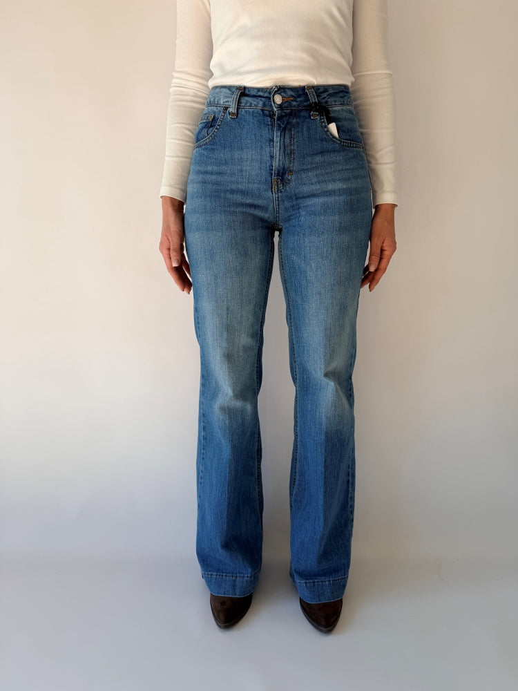 Jeans a zampa