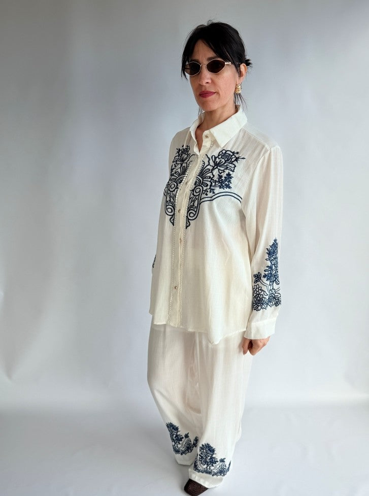 Completo camicia e pantalone bianca
