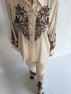 Completo camicia e pantalone crema