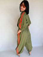 Pantalone verdone sportivo bande laterali arancioni