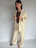 completo camicia e pantalone beige in pizzo